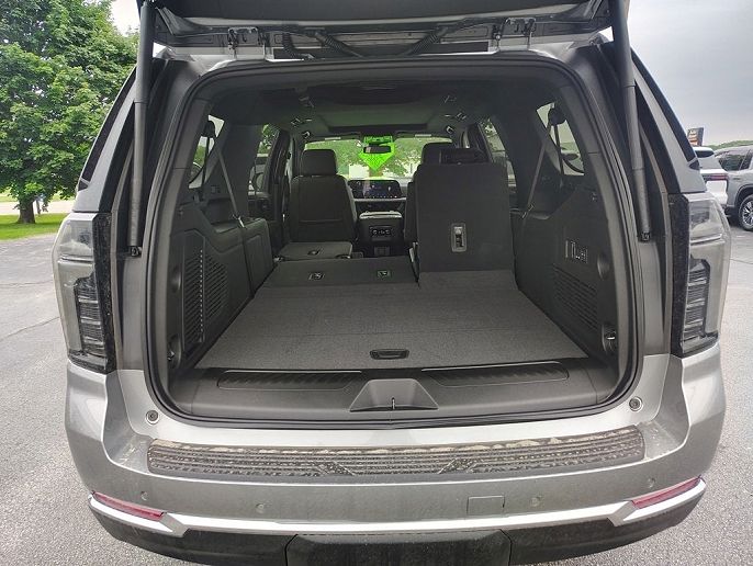 2025 Chevrolet Suburban
