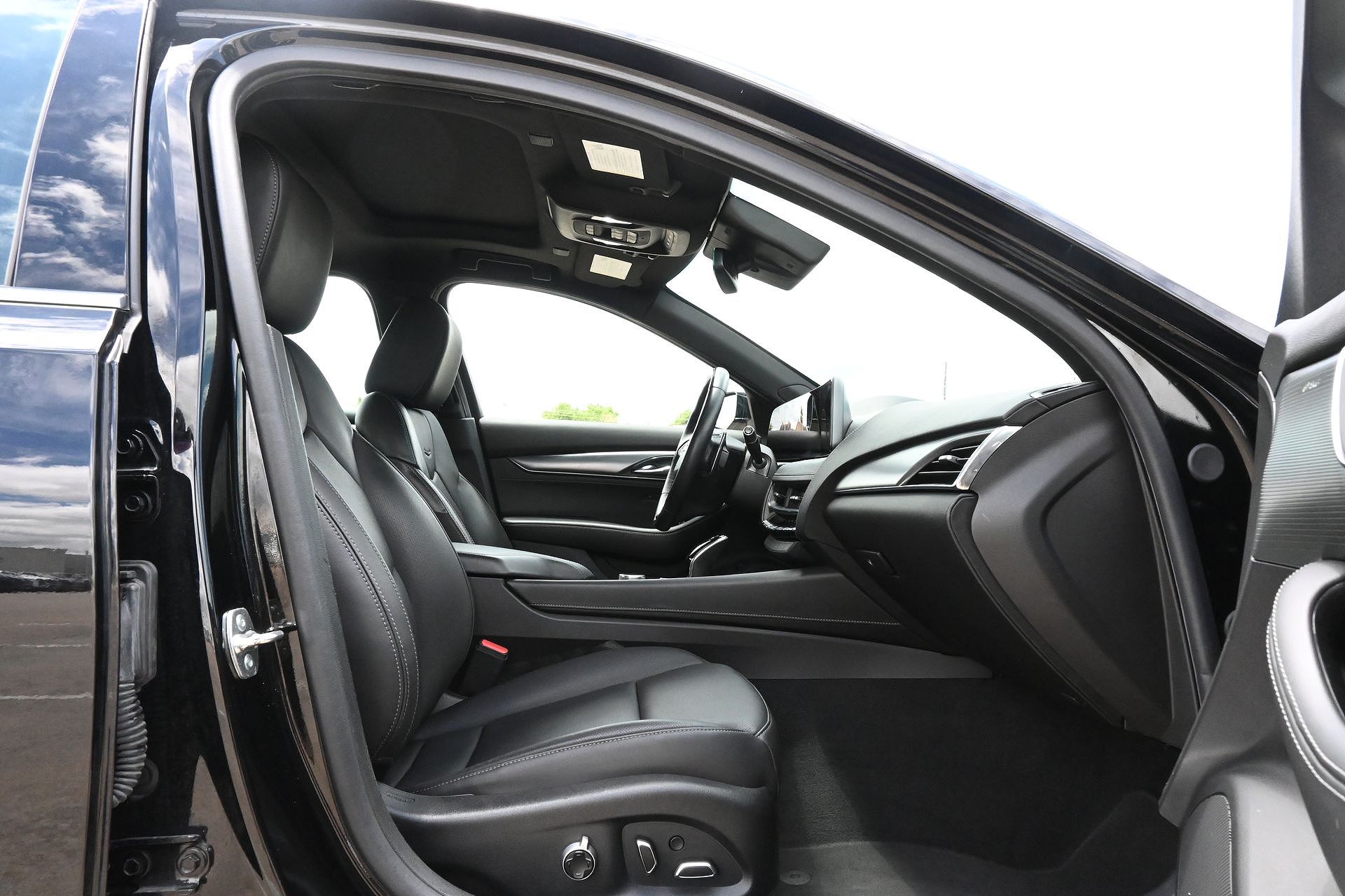 2025 Cadillac CT5