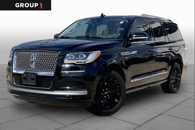 2022 Lincoln Navigator