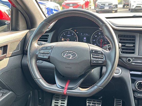2019 Hyundai Elantra Sport photo 10