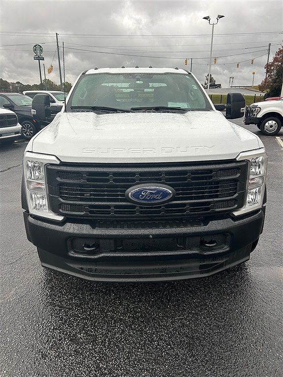 2024 Ford F-550