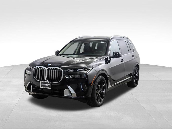 2025 BMW X7