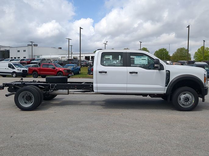 2025 Ford F-550