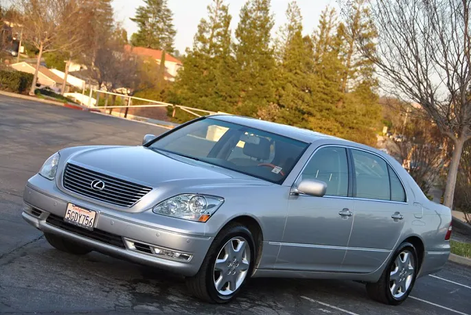 2004 Lexus LS