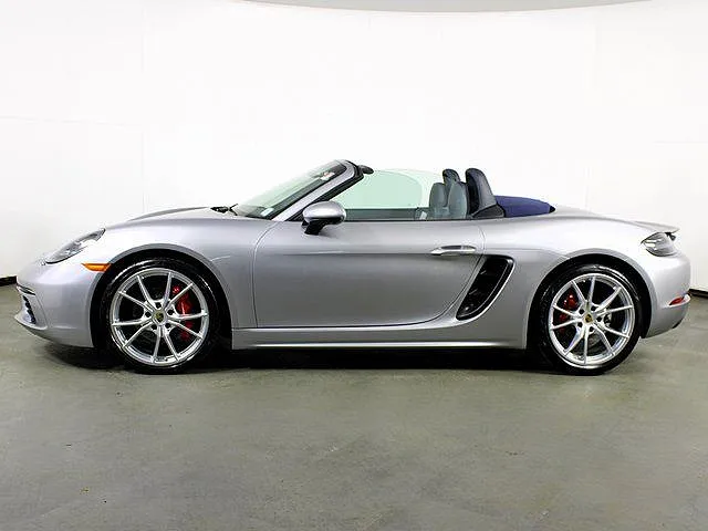 2025 Porsche 718 Boxster