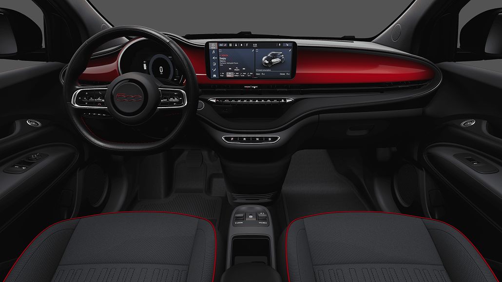2024 Fiat 500e INSPI(RED) image 4