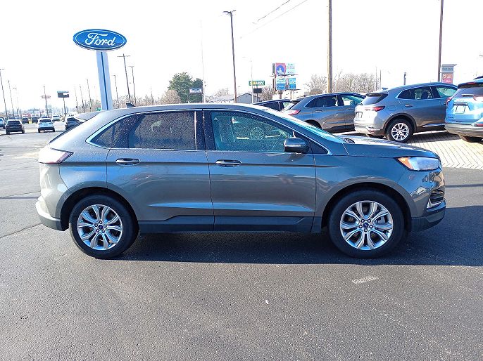 2022 Ford Edge