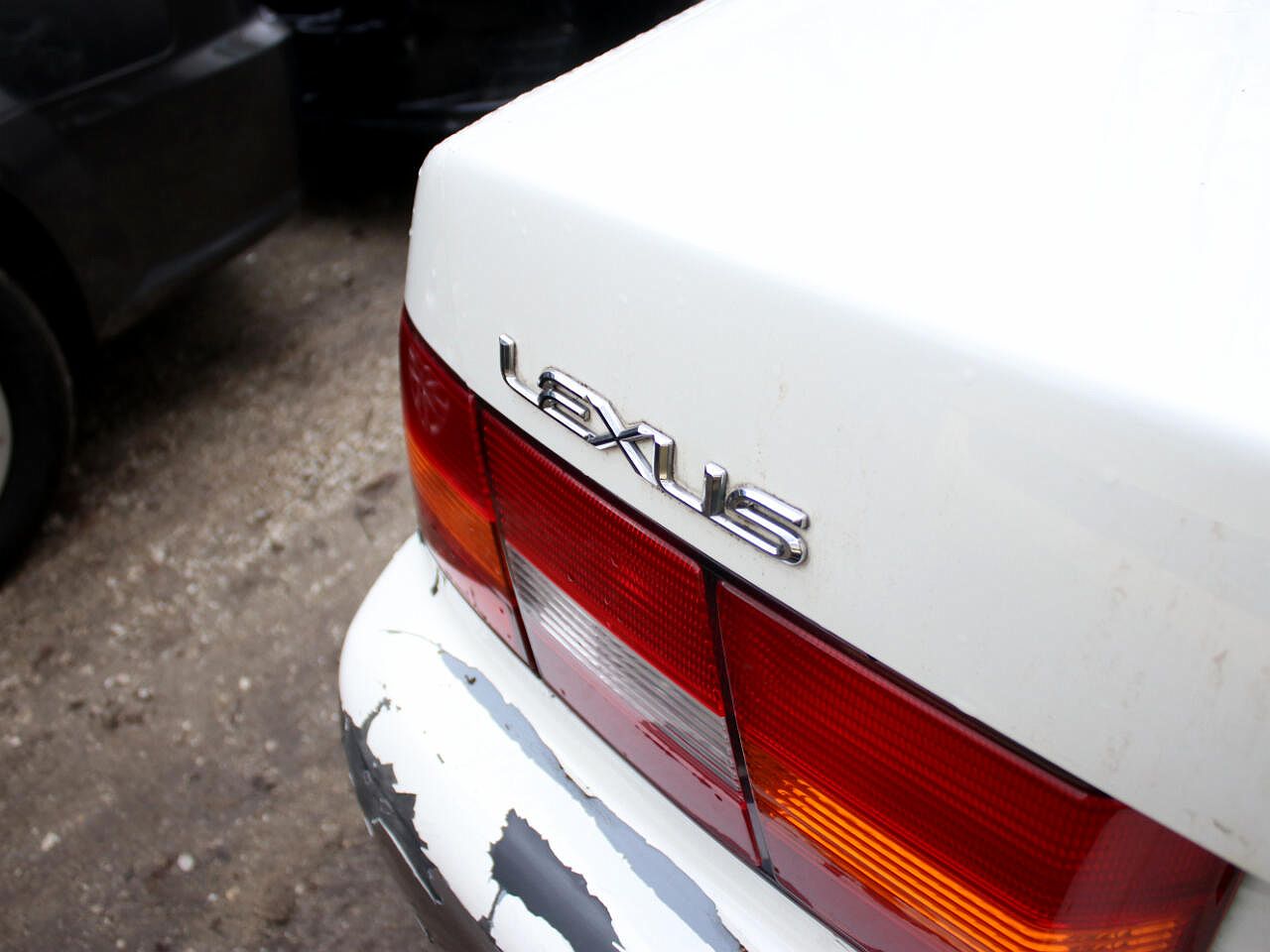 1997 Lexus ES 300 image 6
