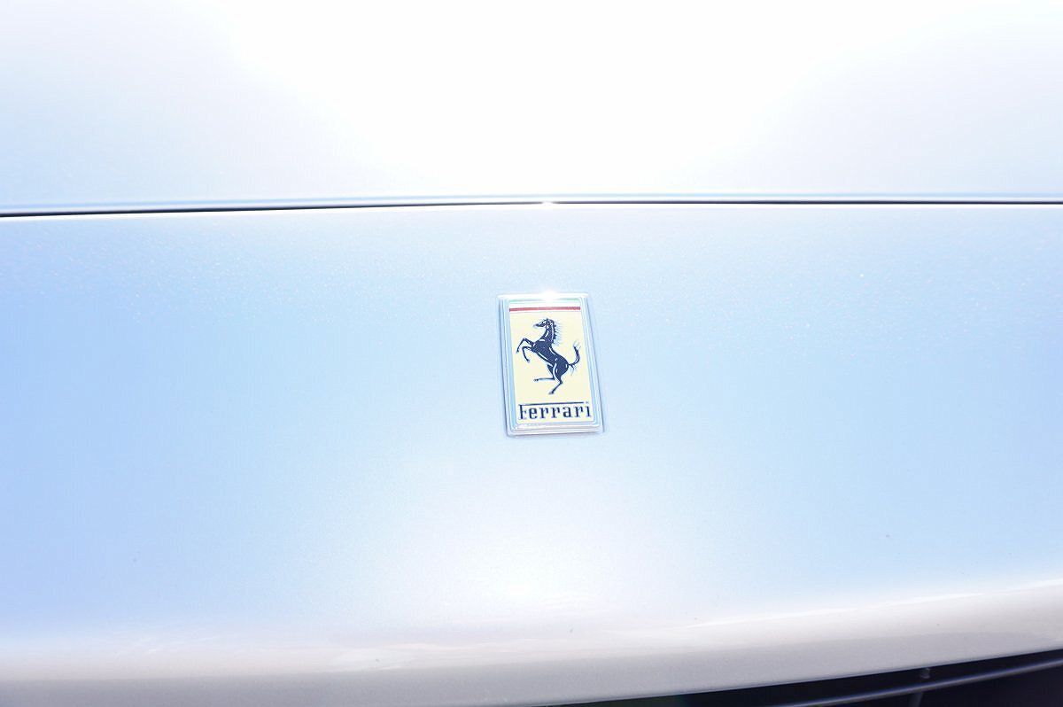 2013 Ferrari California null image 19