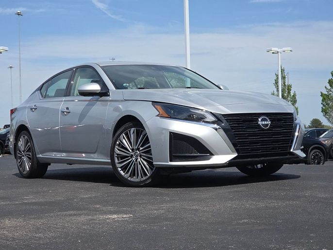 2023 Nissan Altima