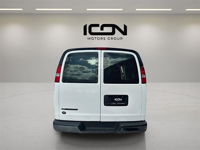 2022 Chevrolet Express