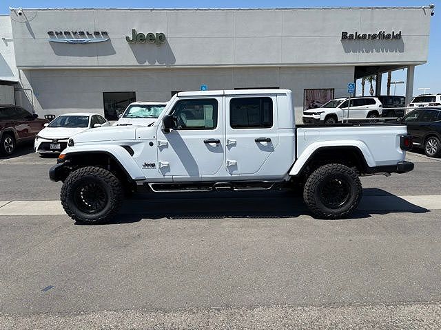 2026 Jeep Gladiator