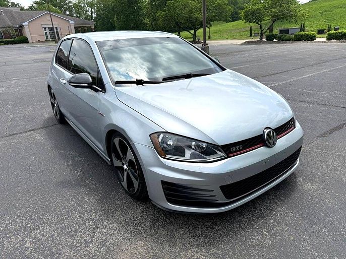 2016 Volkswagen Golf