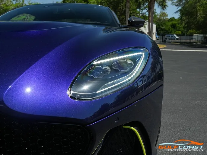 2023 Aston Martin DBS