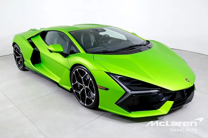 2024 Lamborghini Revuelto