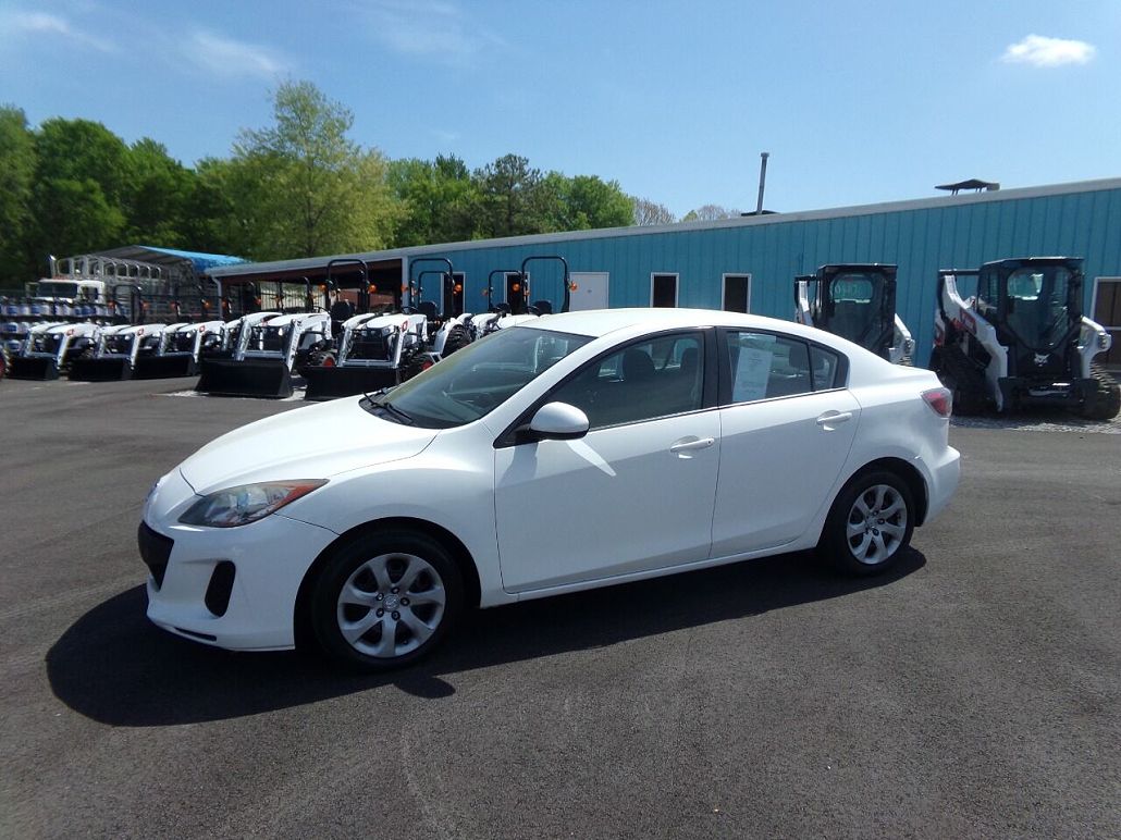 2013 Mazda Mazda3 i Sport image 0