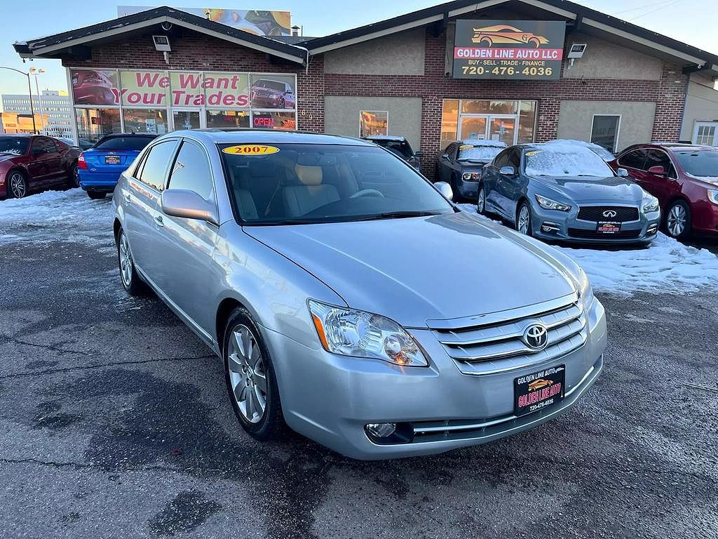 2007 Toyota Avalon XL image 1