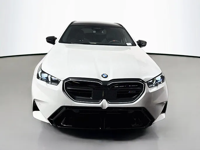 2027 BMW M5