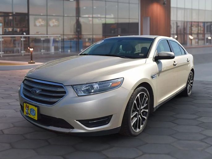 2018 Ford Taurus