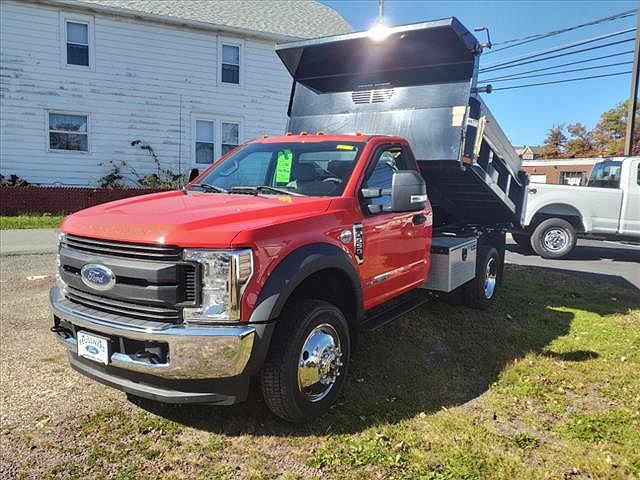 2019 Ford F-550 null image 5