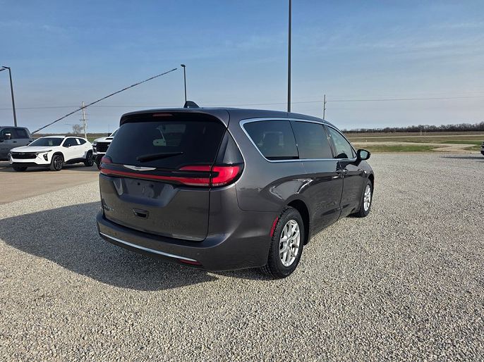 2023 Chrysler Pacifica