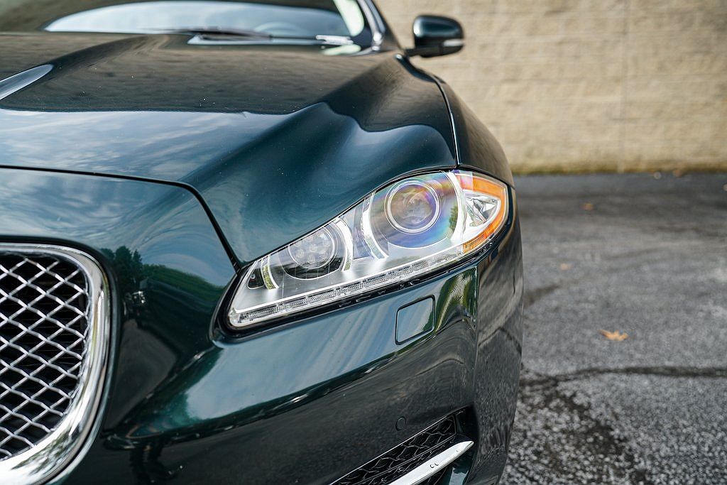 2014 Jaguar XJ XJL Portfolio image 2