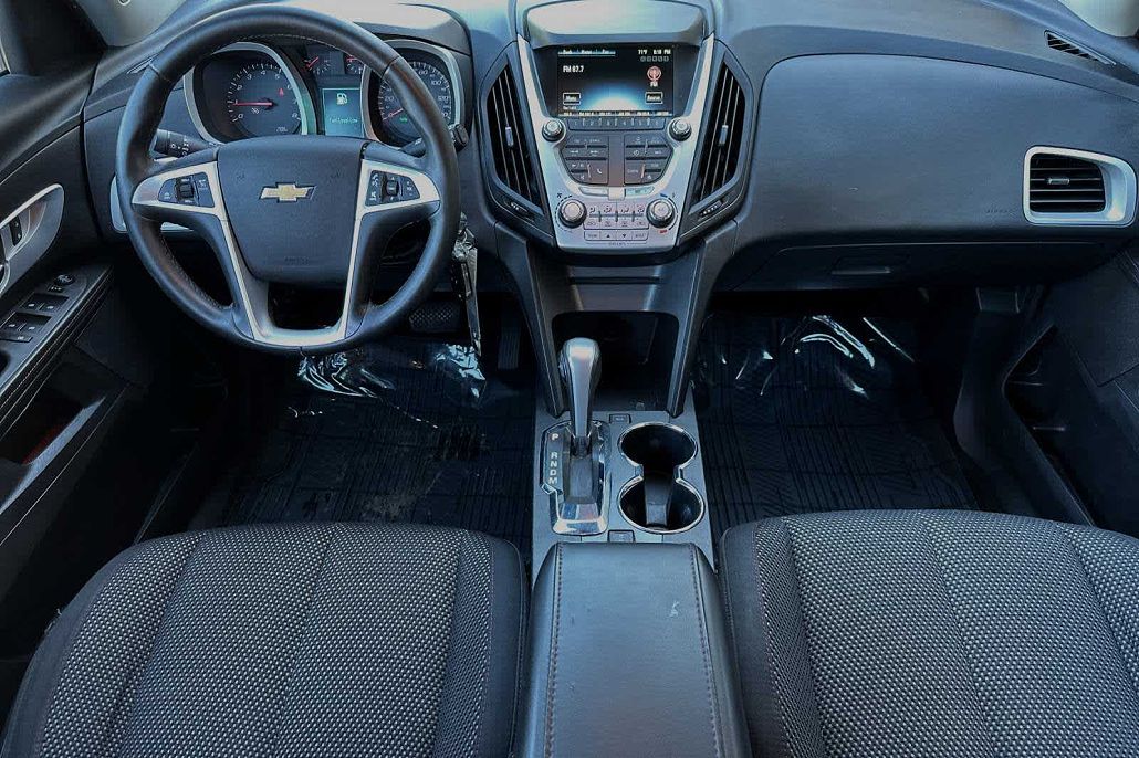 2014 Chevrolet Equinox LT image 2