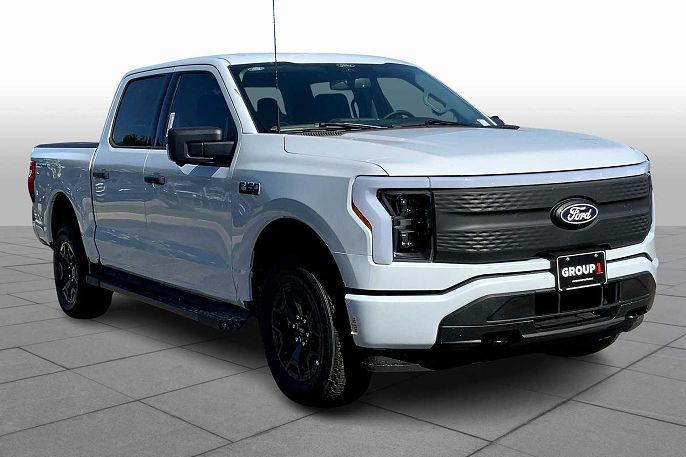 2025 Ford F-150 Lightning