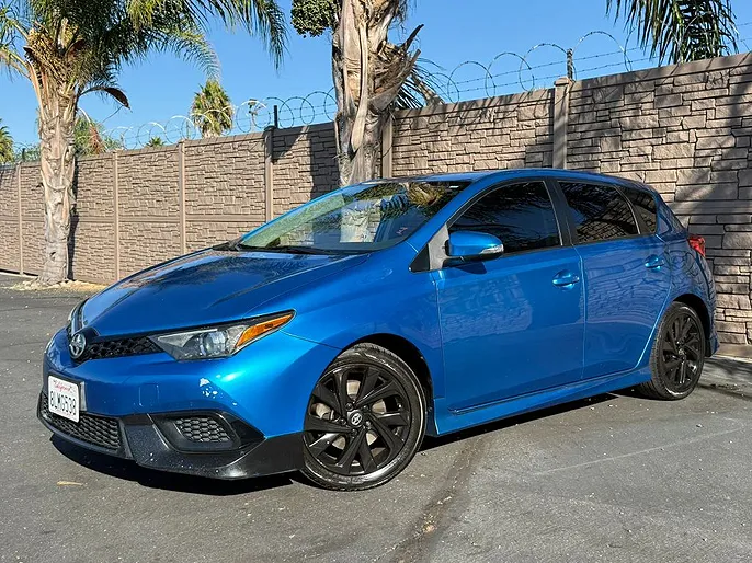 2016 Scion iM