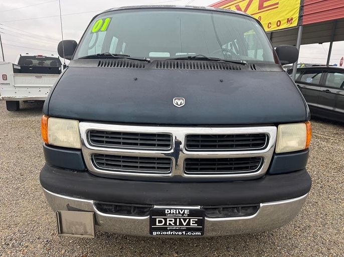 2001 Dodge Ram Wagon