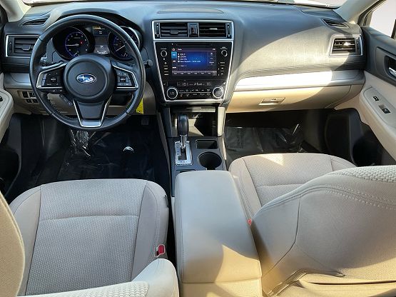 2019 Subaru Outback Premium photo 11