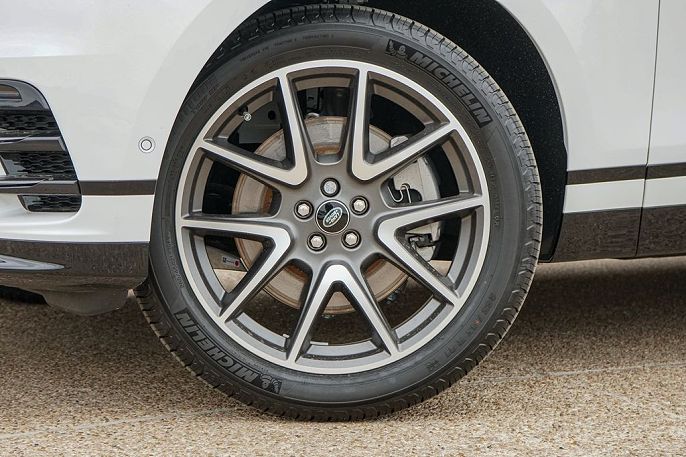 2026 Land Rover Range Rover Velar