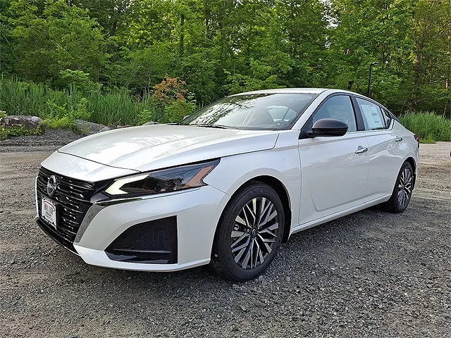 2025 Nissan Altima