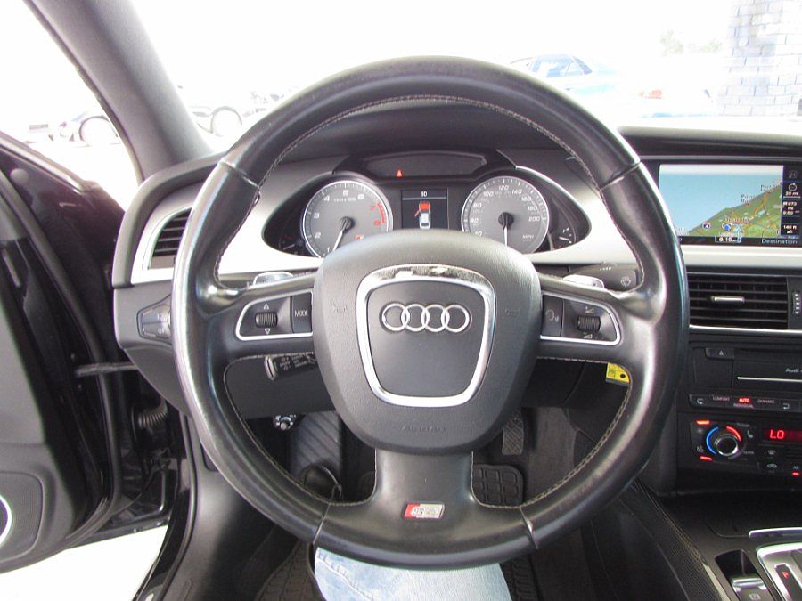 2012 Audi S4 Prestige image 24