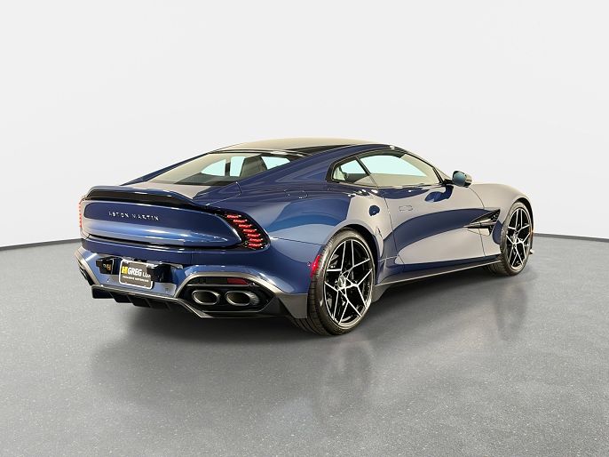 2025 Aston Martin Vanquish