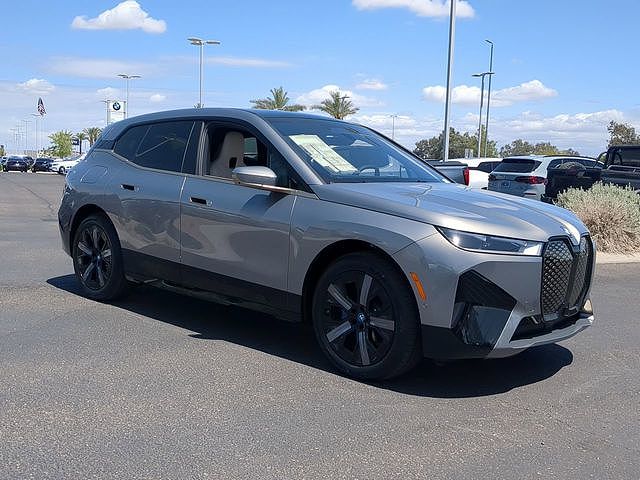 2025 BMW iX