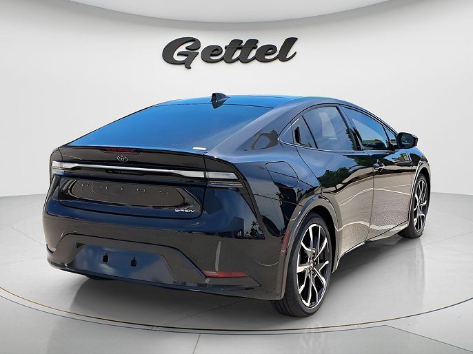 2025 Toyota Prius Plug-in