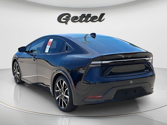 2025 Toyota Prius Plug-in