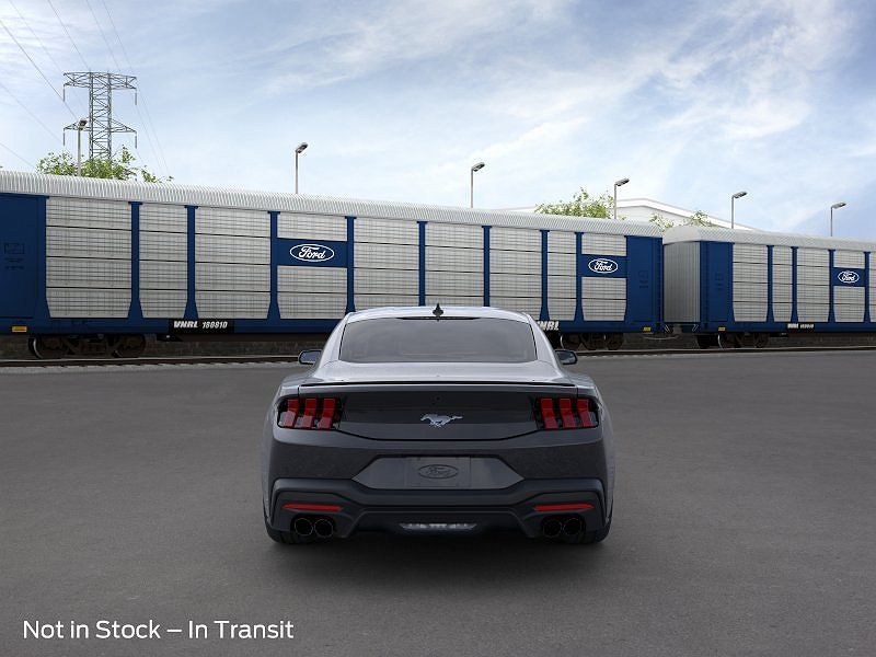 2024 Ford Mustang null image 4