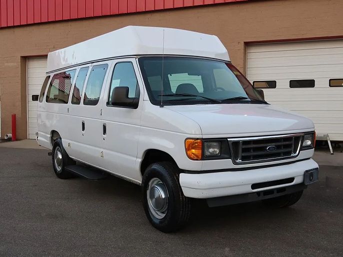 2005 Ford Econoline