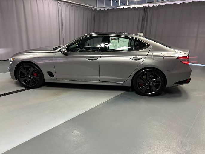 2022 Genesis G70