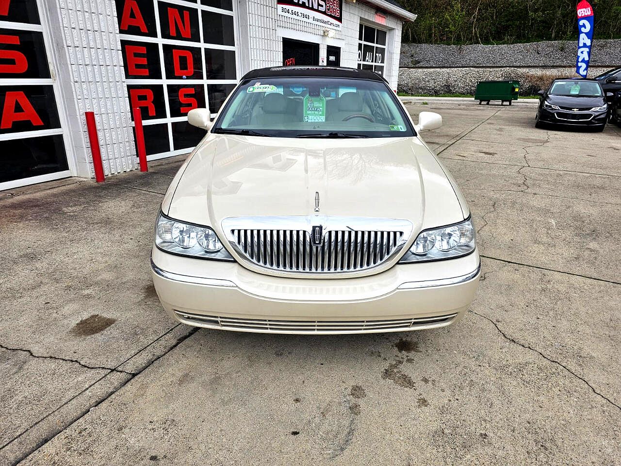 2003 Lincoln Town Car Cartier image 12