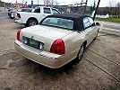 2003 Lincoln Town Car Cartier image 2