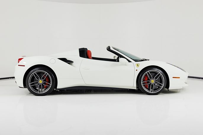 2017 Ferrari 488