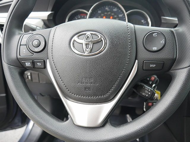 2016 Toyota Corolla L image 16