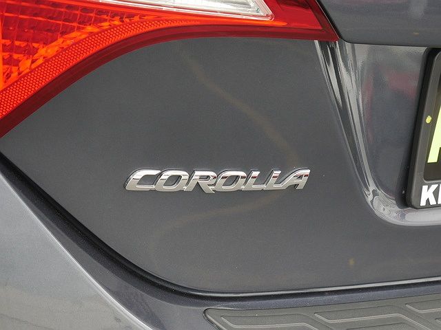2016 Toyota Corolla L image 23