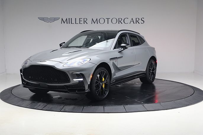 2026 Aston Martin DBX