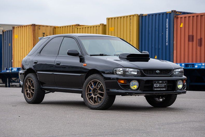 1999 Subaru Impreza Outback Sport image 0