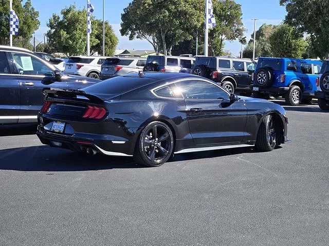 2022 Ford Mustang