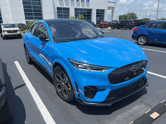 2022 Ford Mustang Mach-E